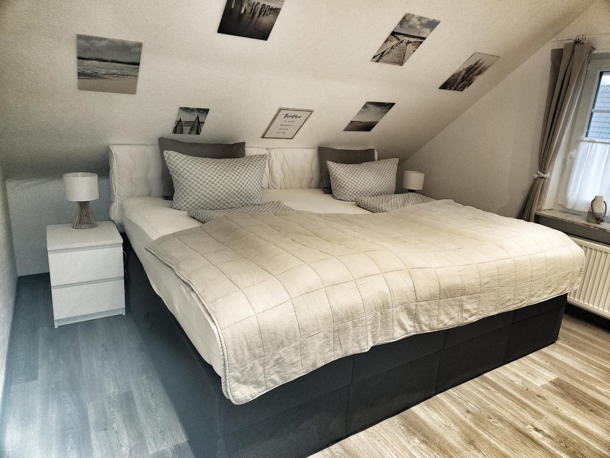 Nordsee Anker Unsere Moderne 87 Qm Ferienwohnung Mit Zwei Schlafzimmer In Norden Ortsteil Ostermarsch Экстерьер фото